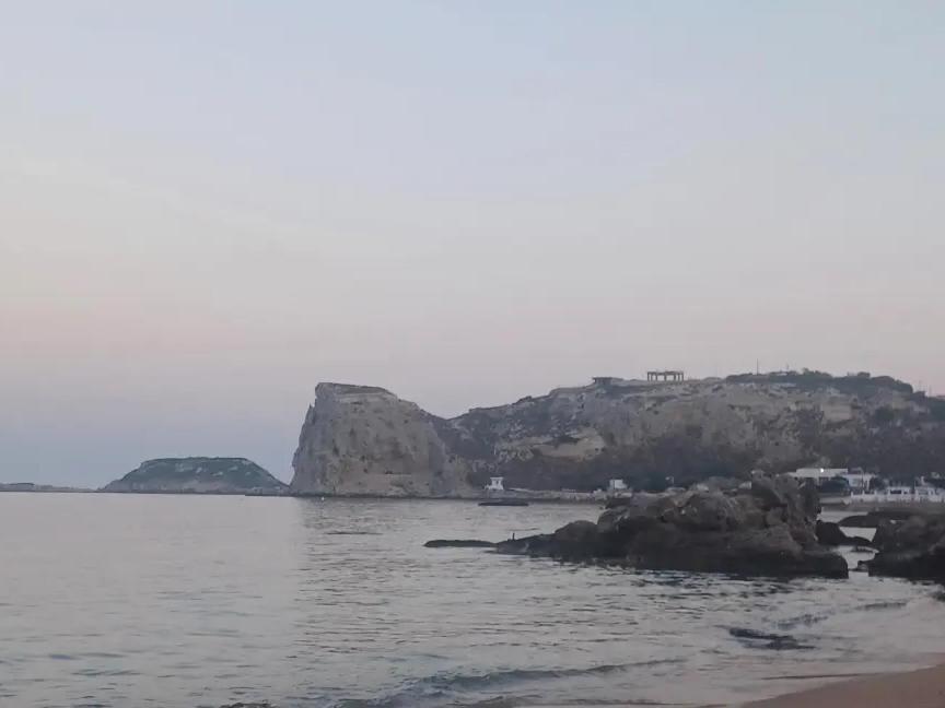 Anthias Beach Home Archangelos  Bagian luar foto